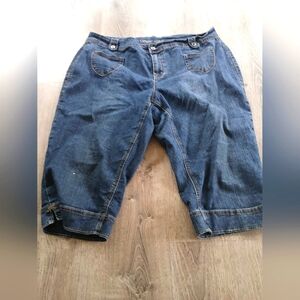 Sugar Dolls Blue Denim Capri Pants